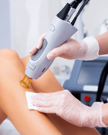 jambes plié pour épiliation laser